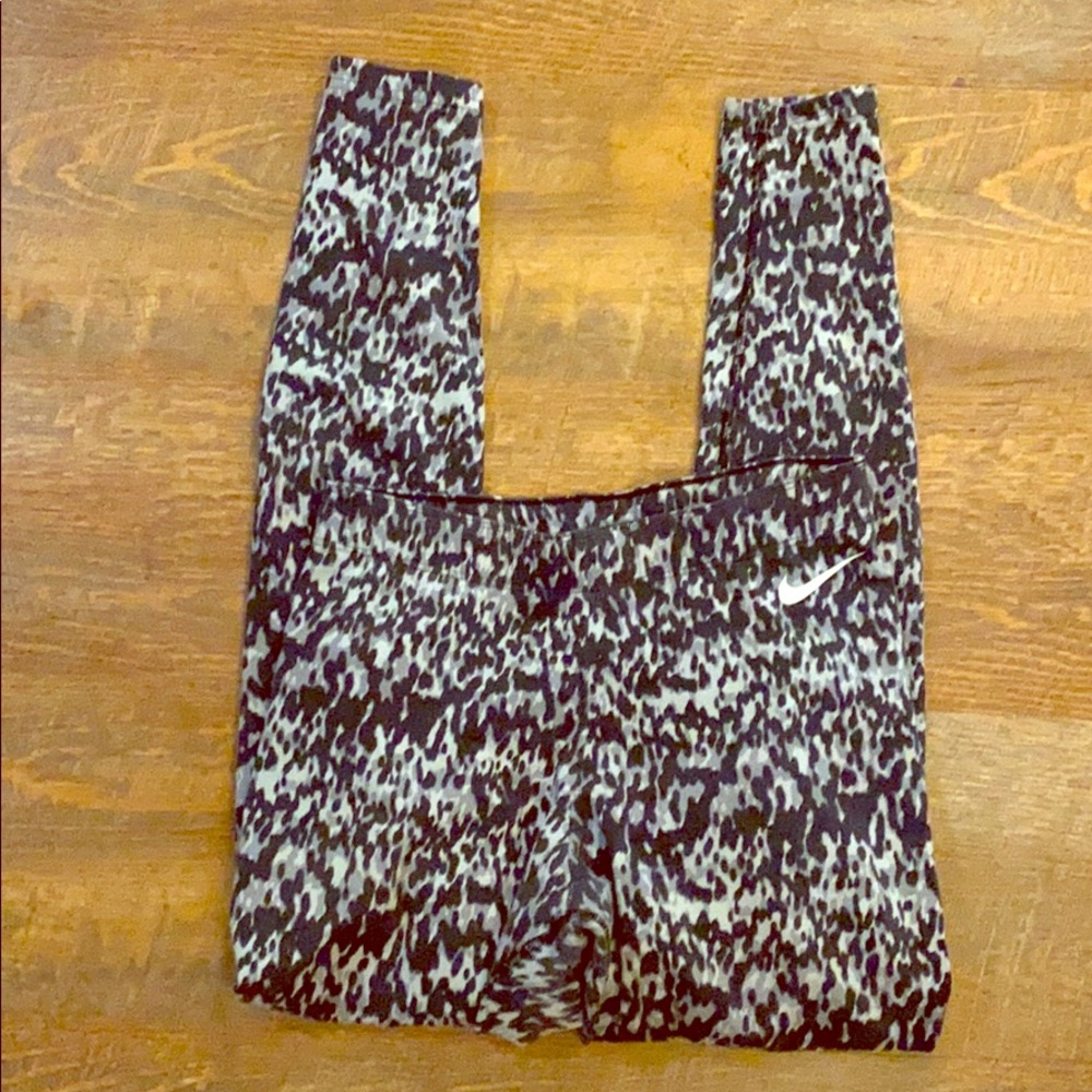 Nike leggings